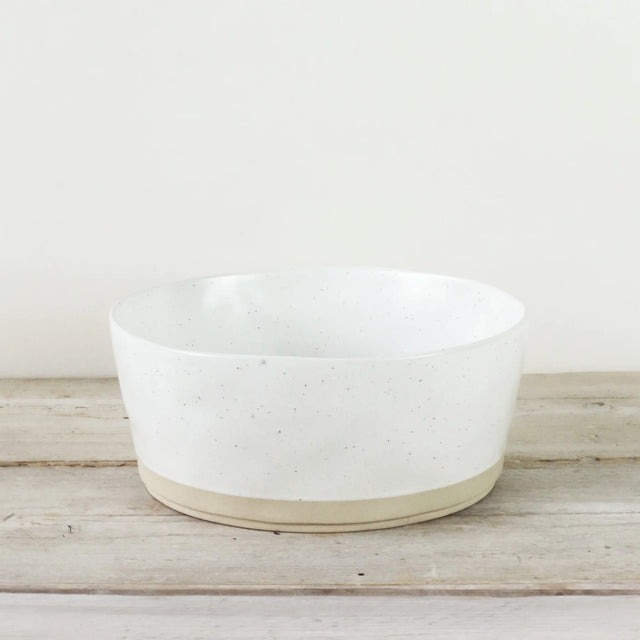 Kivi Ceramic Serving Bowl in White