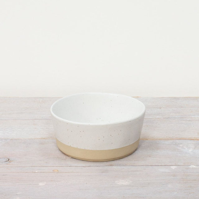 Kivi Ceramic Serving Bowl in White (2)