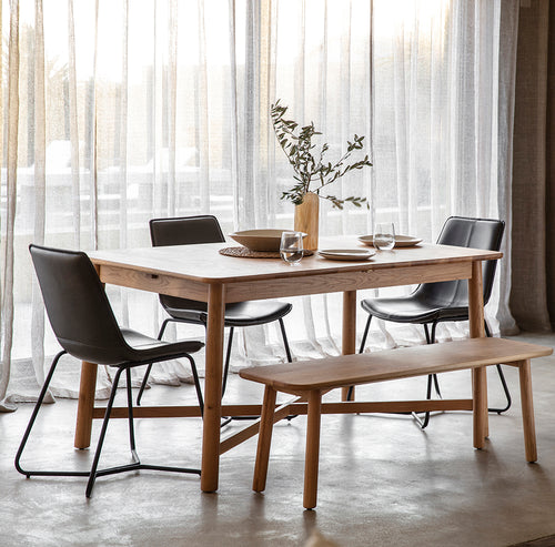 Daphne 6-8 Seater Extendable Oak Dining Table in Natural