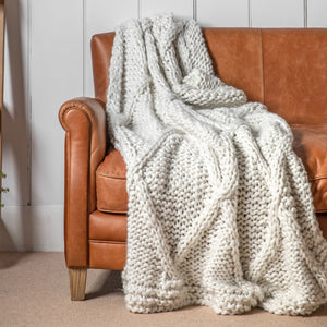 Larisa Knitted Throw in Cream